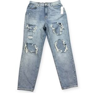 NEW BDG Jeans Womens 31 Blue Light Wash Mom High Rise Distressed Y2K Style